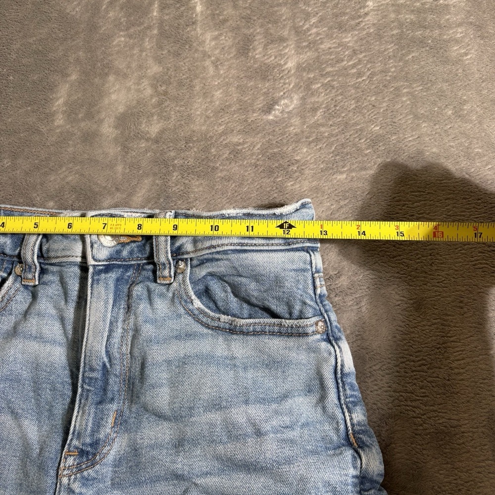 American Eagle Denim Shorts Women Sz 2 Mom Jean Short Retro Blue - Picture 6 of 8